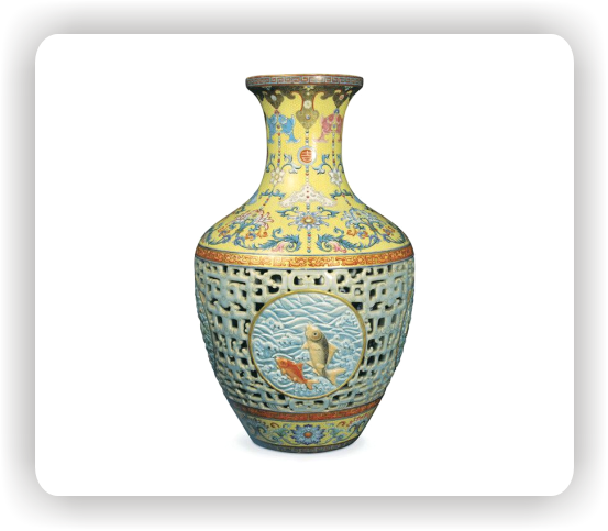 ANTIQUES CENTER
